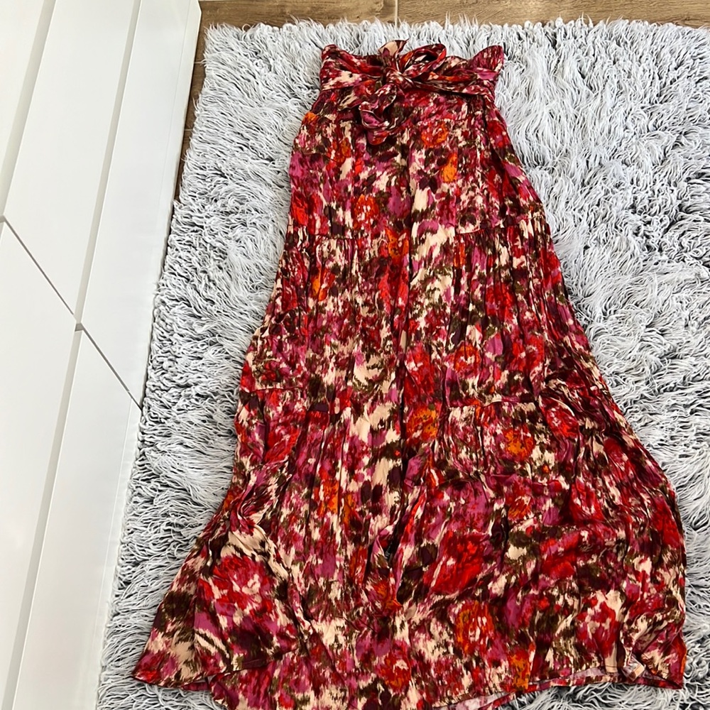 Long flowy tie pull in pants from Vici.